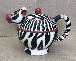 Vintage Anthropomorphic Zebra Ceramic Teapot Whimsical Kitsch Novelty Fun Silly - Picture 1 of 12