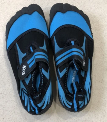 Rockin Niños Zapatos de Agua Azul/Negro EE. UU. 13 - Nuevos - Sin Etiquetas Foto 1 de 4