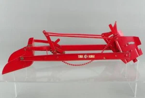 Vintage 1960s Tru-Scale Eska Ertl Diecast 1:16 Red Farm Tractor Front End Loader - Picture 1 of 9