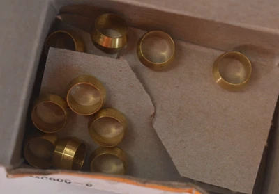 Lote de 10 accesorios de compresión de latón Parker mangas rectas de 3/8" 60C-6 genuinos Foto 1 de 4