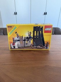 LEGO LEGOLAND set 6061 Siege Tower incl box (no inner box), instructions 1984