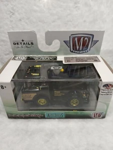m2 machines 1/64 chase Auto Trucks 1970 Ford C 600 Tow Truck R44 17-50 - Picture 1 of 5
