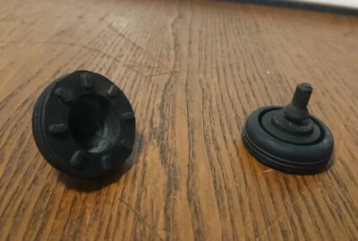 Kenwood P-28 Turntable (Record Player) 1x  SINGLE FOOT (feet) ONLY genuine  - Image 1 of 4