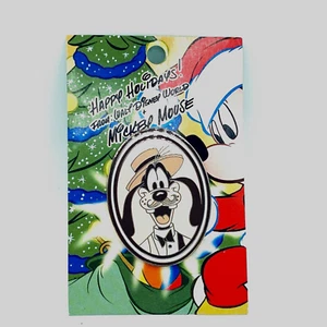 WDW Disney 2004 Christmas Happy Holidays LE 2000 Pursuit Goofy Portrait Pin 3526 - Bild 1 von 3