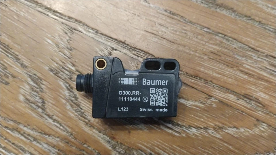 Baumer O300.RR-11110444 Compact Rectangular Photoelectric Sensor  (6) - Image 1 of 1