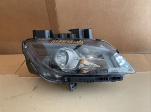 Faro halógeno PASAJERO para modelos Hyundai Kona 2022-2023 - PESTAÑA ROTA - Imagen 1 de 5