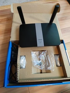 Linksys AC1200+ Dual Band Smart Wi-Fi Gigabit Router Model EA6350 - Picture 1 of 6