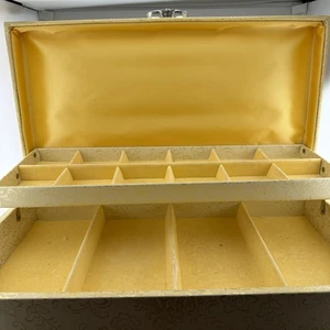 Vintage Buxton Jewelry Box 3 Drawer Gold Floral Vinyl Yellow Velvet USA - Picture 1 of 9