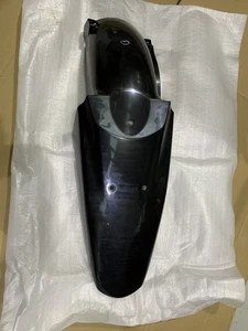 SUZUKI Genuine DR-Z 400SM Rear Fender Plastic Black 63113-29FA0-019 NEW OEM - Bild 1 von 1