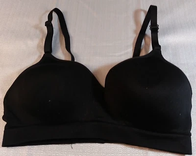 Sujetador Fruit of the Loom Talla 34B Negro Acolchado Correa Ajustable Gancho y Ojo Foto 1 de 4