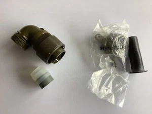 ITT Cannon CA3108E20 19PB fmlbc - Circular MIL Spec 90 deg Connector 3 pin - Picture 1 of 5