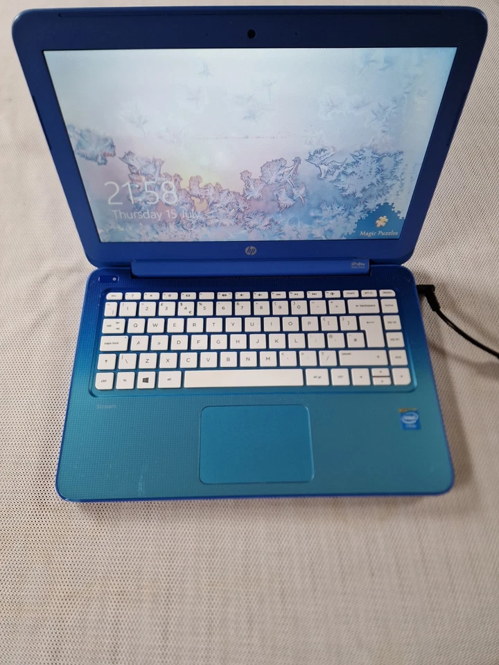 Hp stream 13-c009sa 13.3" Laptop For Parts Read Description - Image 1 of 4