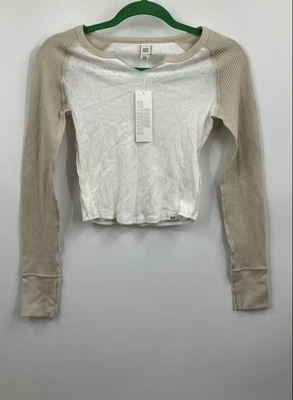 NWT BDG Women's White Beige Long Sleeve Knitted Pullover T-Shirt Size S - Image 1 of 4