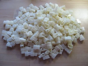 Bulk Lot of (210) Male Housings for 3-pin Connector 6.3mm 1/4" #E37AB - Bild 1 von 8