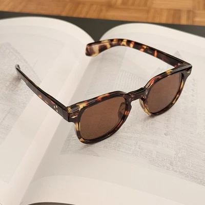 Gafas de sol redondas con caparazón de tortuga con protección UV unisex Foto 1 de 4