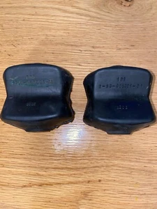 VOLVO 1800 1800S 1800E 122 140 164 REAR SUSPENSION LOWER ARM BUSHINGS pair - Picture 1 of 5