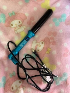 NUME Classic Curling Wand Turquoise 1.25in/32mm barrel - Picture 1 of 4