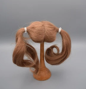 Puppenperücken - Echthaar Perücke für Künstlerpuppen Zöpfe lang braun - Picture 1 of 3