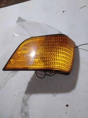 Luz antiniebla/marca/estacionamiento/giro derecha Buick Century 1989-1996 Foto 1 de 2