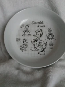 Disney Donald Duck Sketchbook Dinner Bowls 8.5 Inches Sketch  - Picture 1 of 5