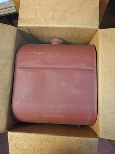 OEM Wisconsin Fuel Tank 2.4GALL for S-10D, S-12D, S-14D - Picture 1 of 3