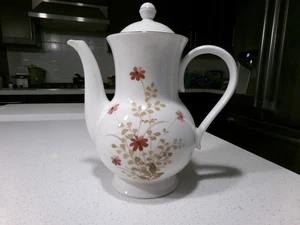 NORITAKE OUTLOOK LOT COFFEE POT WITH LID - Picture 1 of 3