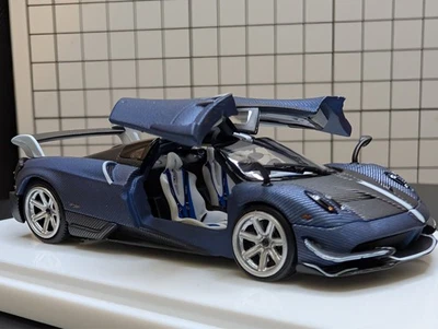 1/64 Demon King AUT Pagani Huayra BC modellino auto pressofuso blu carbonio d... - Immagine 1 di 4