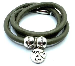 Brazalete triple gris gris Brighton Woodstock 23 pulgadas nuevo con etiquetas + 2 cuentas brillantes y dije - Imagen 1 de 6