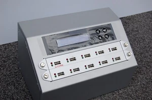 USB Flash Drive Duplicator Copier Replicator Tester and Eraser - Bild 1 von 4