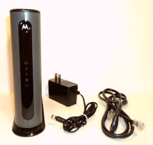 MOTOROLA 24X8 CABLE MODEM 1000Mbps WIFI Router MB7621 DOCSIS 3.0 +AC+LAN Cable - Picture 1 of 8