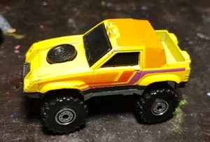 Rare Vintage 1984 Hot Wheels Yellow 4 x 4 Jeep Monster Truck Diecast - Picture 1 of 6