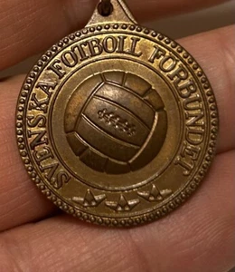 Sweden Football Federation vintage keychain keyring metal - Picture 1 of 6