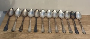 Lot 12 Anciennes Cuillères Spe Orfèvrerie Cailar Bayard Métal Argenté 2 Poinçons - Imagen 1 de 4