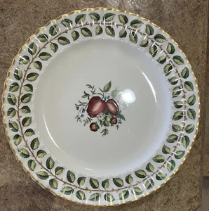 Royal Worcester Doreen 3 Plates, 8 1/4" Salad (2), 10 1/2” Dinner (1), England - Bild 1 von 8