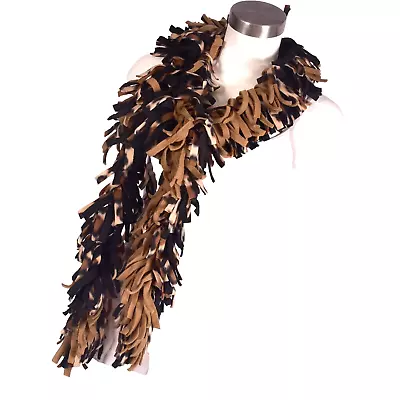 Bufanda de invierno con flecos de lana hecha a mano con estampado animal Foto 1 de 4