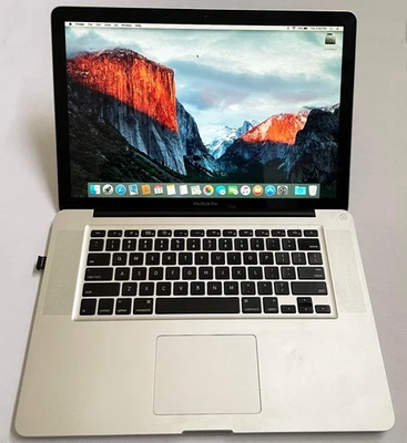 Apple MacBook Pro 15.4 Inch Late 2008 2.53 GHz Core 2 Duo 8GB DDR3 500GB HDD - Image 1 of 4