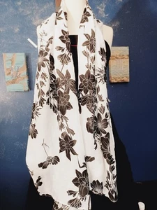 Aimee Lynn Studio NYC Gray Black Floral SOFT Scarf NWT 7g5 - Picture 1 of 5