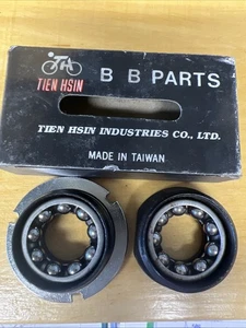 Oldtimer TIEN HSIN Fahrrad Innenlager Cups BB 1,37x24 NOS - Bild 1 von 9