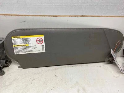 2000 2001 2002 CHEVY EXPRESS 1500 Sun Visor Right - Image 1 of 3