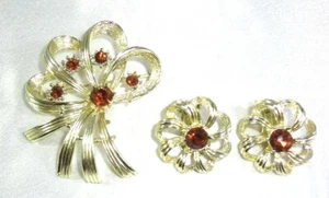 Vintage Brosche & Ohrclips Set Rootbeer Strass goldfarbene Metallschleifen! - Bild 1 von 4