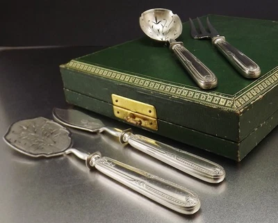 PUIFORCAT COUVERTS DE SERVIC A HORS D'OEUVRE ARGENT MASSIF ET METAL ARGENTE XIX° - Photo 1/4