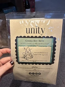 Unity Stamp Company Gunna Bee Here Gnome Unmounted Rubber Stamp New Card Making - Picture 1 of 2