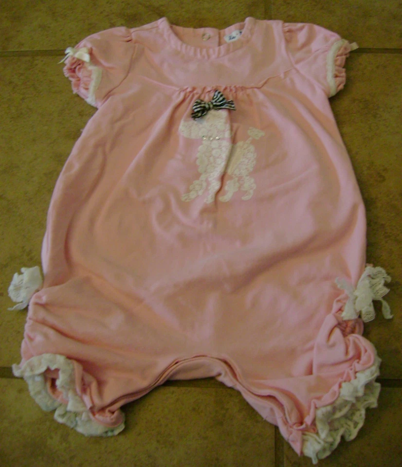 Niñas LE TOP Conjunto CANICHE ROSA Talla 6 Mos Boutique Encaje Lazo Brilla HERMOSO Foto 1 de 4