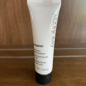 MARY KAY Beige 5 TimeWise Foundation Matte Wear Liquid NEW No Box - Imagen 1 de 5