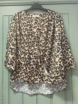 Ladies Oasis Animal / Leopard Print Blouse/ Top Size 10 Casual, Party, Holiday  - Image 1 of 3