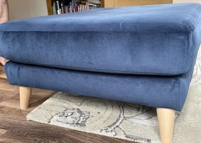 Footstool Blue Velvet - DFS Farnham Collection Excellent Condition - Image 1 of 3