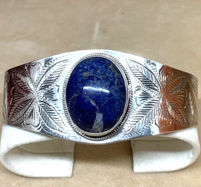 GRANDE BRACCIALE A SCHIAVA IN ARGENTO INCISO E LAPISLAZZULO  UNISEX - Immagine 1 di 4
