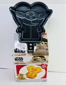 Star Wars The Mandalorian Baby Yoda (Grogu) Pancake Skillet & Pancake Set Maker - Picture 1 of 5
