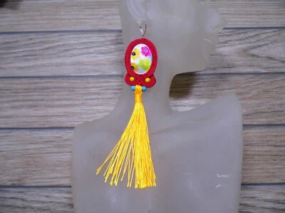 Rosafarbene Ohrringe, hergestellt in Soutache-Technik, handgenäht. - Bild 1 von 4