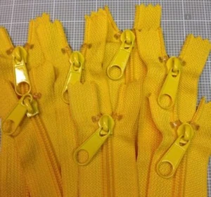 10 Long Pull Handbag Zippers 18" Many colors to choose Wholesale Lot Nylon - Picture 1 of 28